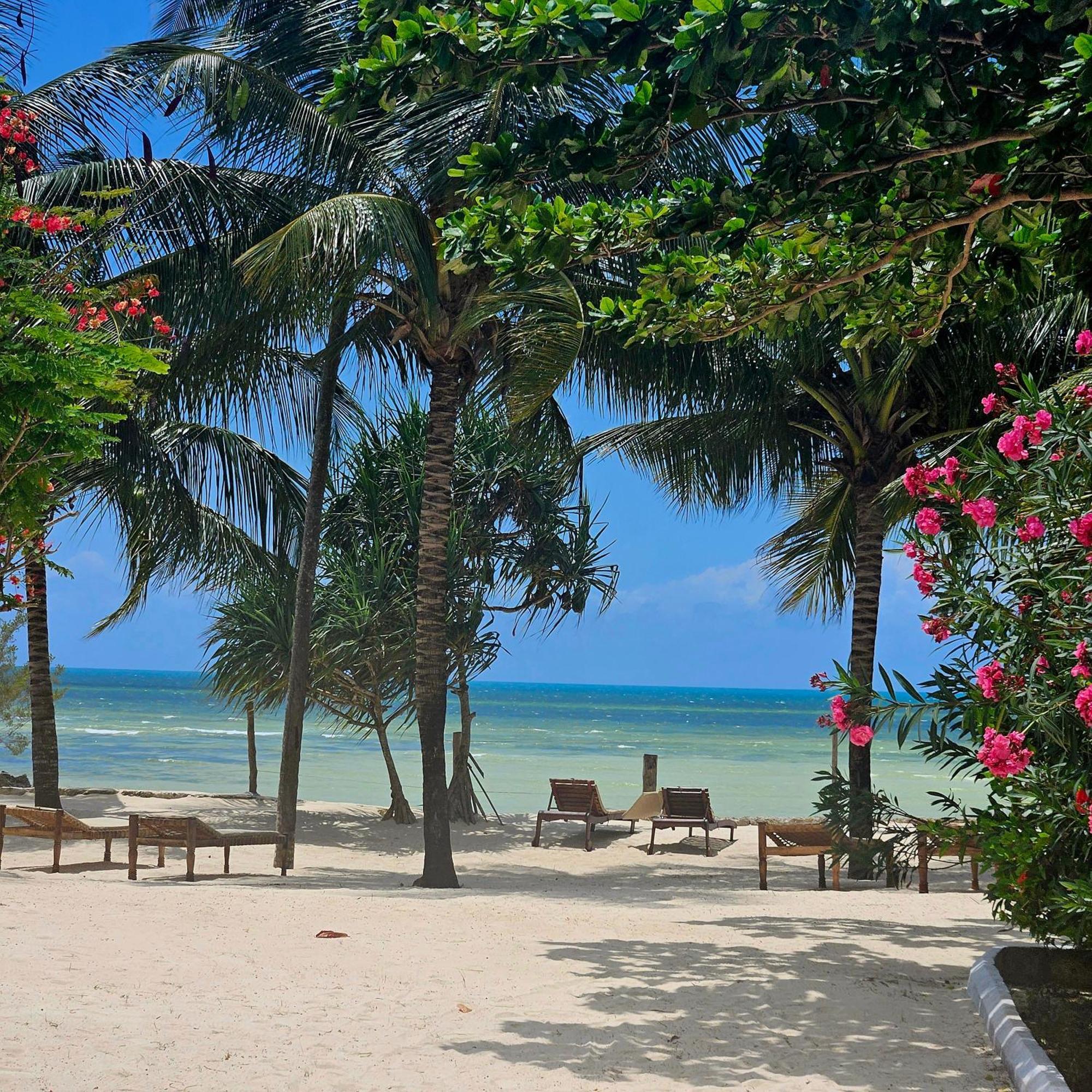 Maharaja Boutique Hotel Zanzibar Uroa Exterior photo